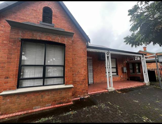 OFFICE FOR SALE IN PIETERMARITZBURG CENTRAL